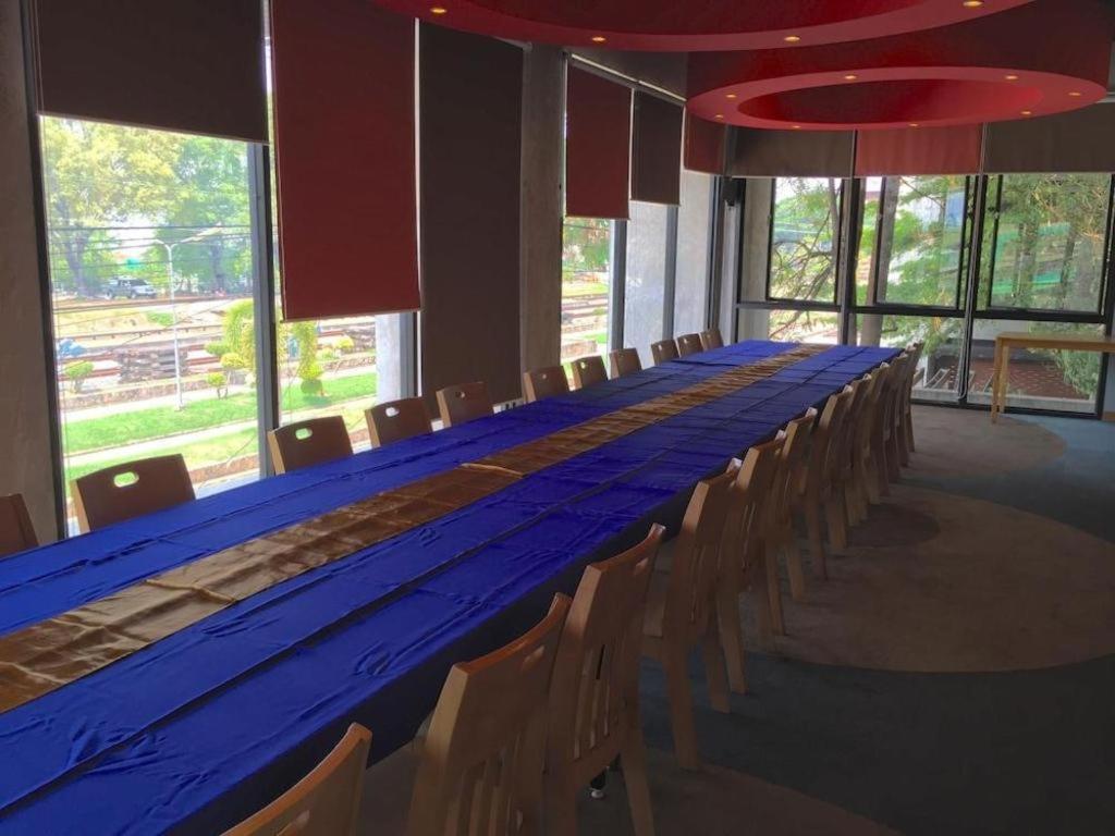 Klim Hotel Buriram Eksteriør bilde