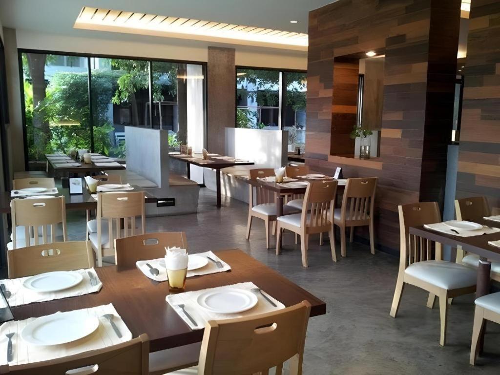 Klim Hotel Buriram Eksteriør bilde