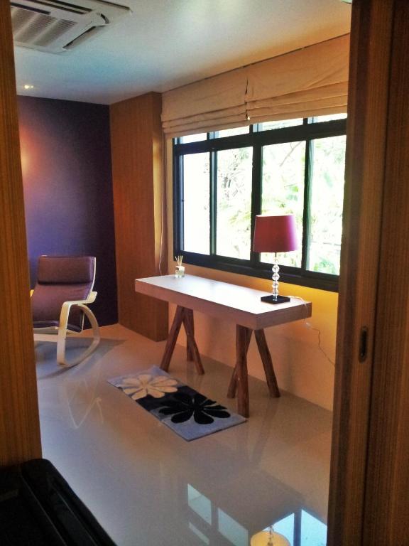 Klim Hotel Buriram Eksteriør bilde